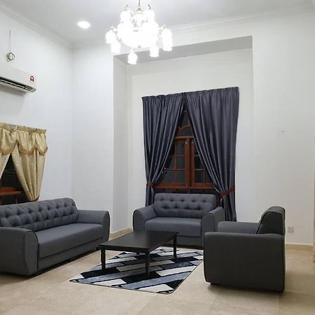 Nilai Spring Villas Kültér fotó